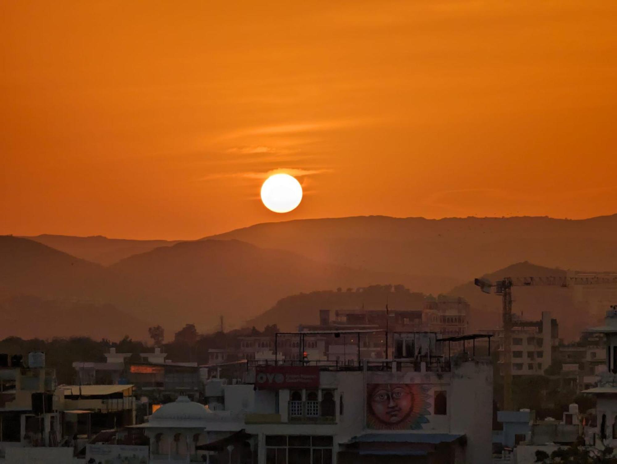 Krishna Stay Guest House Udaipur Exterior photo