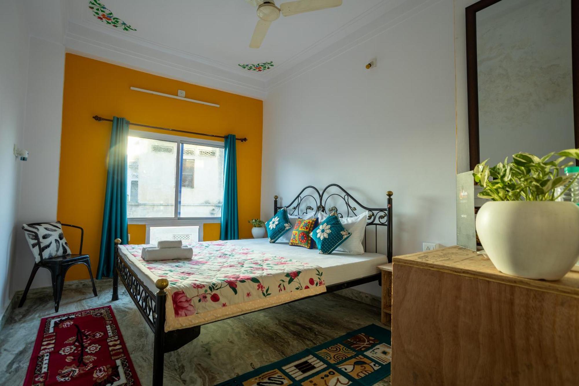 Krishna Stay Guest House Udaipur Exterior photo
